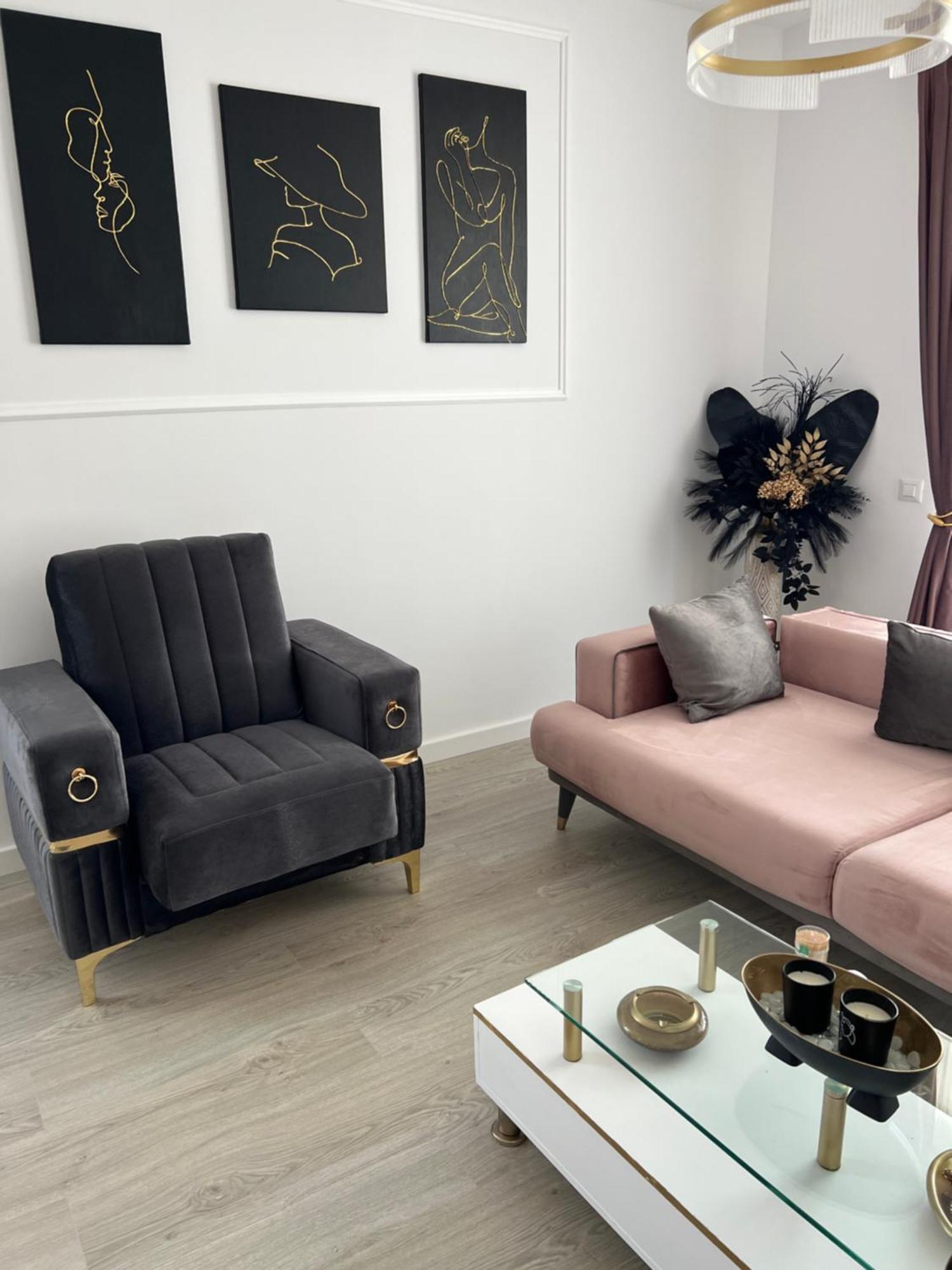 Glamart Apartment Craiova Ngoại thất bức ảnh